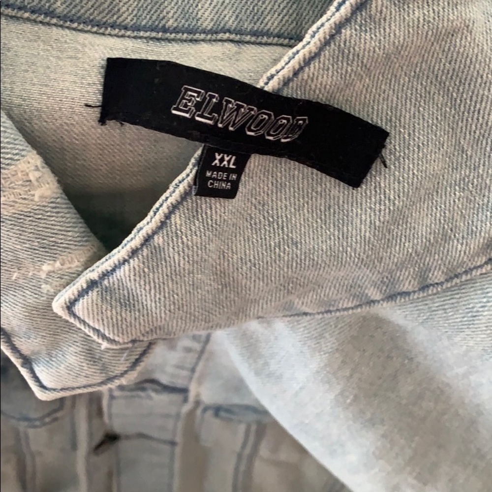 Jean jacket - Picture 2 of 4